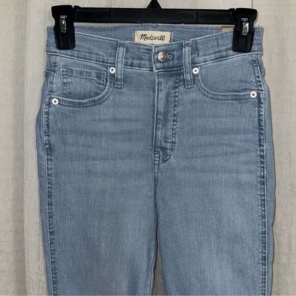 Madewell 23 Light Blue Wash Vintage High Rise Skinny Jeans - Picture 6 of 16